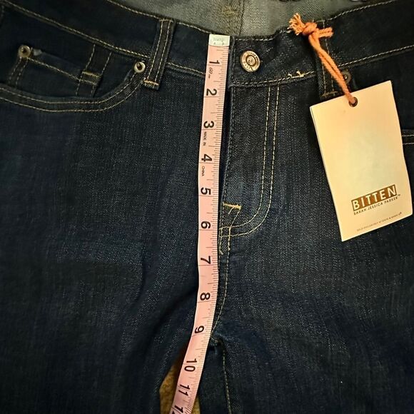 Bitten by Sarah Jessica Parker ~ Bootleg Denim ~ little bit of stretch~ size 6R - Picture 6 of 11